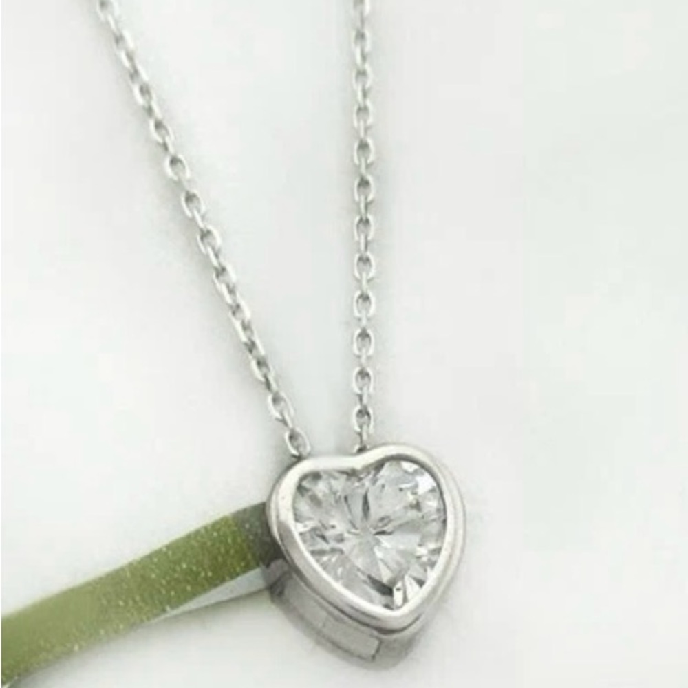 14k solid white gold & genuine white solitaire sapphire pendant . 85 ct. - Picture 1 of 10